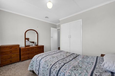 Photo of property in 9 Kowhai Street, Strandon, New Plymouth, 4312