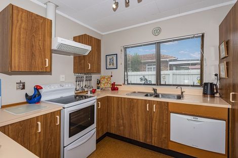 Photo of property in 2/61 Dinniss Avenue, Regent, Whangarei, 0112