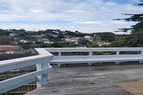 Photo of property in 50 Girrahween Drive, Totara Vale, Auckland, 0629