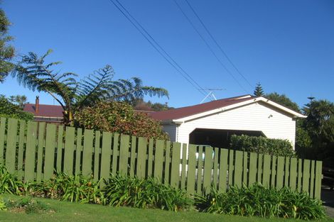 Photo of property in 21 Wilson Grove, Normandale, Lower Hutt, 5010