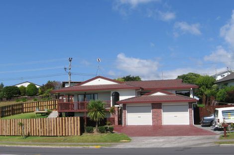 Photo of property in 2 Ian Sage Avenue, Torbay, Auckland, 0630