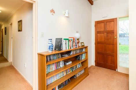 Photo of property in 23 Wood Street, Takaro, Palmerston North, 4410