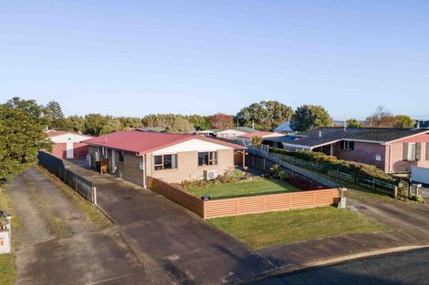 Photo of property in 92 Dunbeath Crescent, Kew, Invercargill, 9812