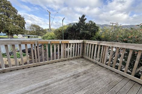 Photo of property in 41 Devon Street, Picton, 7220