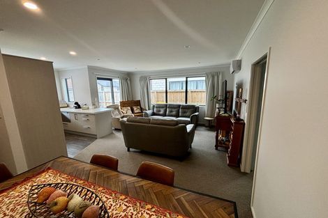 Photo of property in 4/35 North Ridge Drive, Rototuna North, Hamilton, 3210