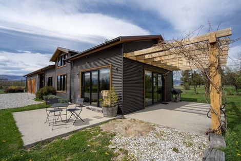 Photo of property in 66 Gladsmuir Road, Queensberry, Cromwell, 9383