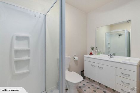 Photo of property in 17e Division Street, Riccarton, Christchurch, 8041