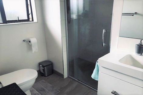 Photo of property in 4 Rooseville Mews, Pukekohe, 2120