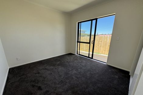 Photo of property in 22c Toru Street, Te Atatu Peninsula, Auckland, 0610