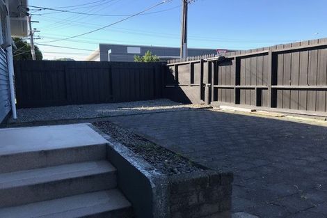 Photo of property in 976 High Street, Avalon, Lower Hutt, 5011