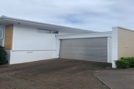 Photo of property in 1/42 Sunrise Avenue, Mairangi Bay, Auckland, 0630