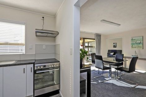 Photo of property in 3/386 Gloucester Street, Taradale, Napier, 4112