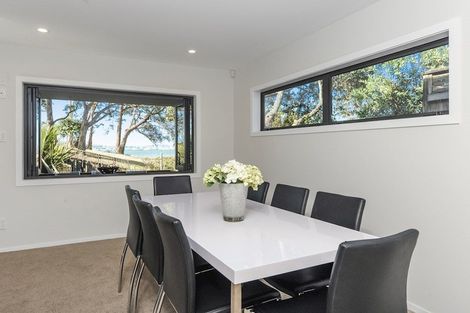 Photo of property in 2/31 Tamaki Drive, Pakuranga, Auckland, 2010