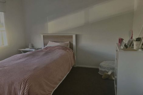 Photo of property in 52 Pateke Drive, Kenepuru, Porirua, 5022