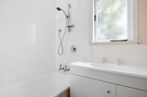 Photo of property in 3a Leeds Street, Silverdale, Hamilton, 3216