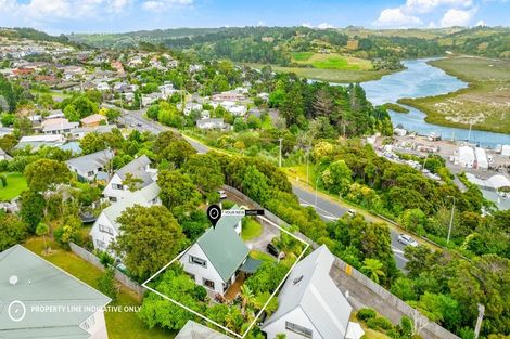 Photo of property in 320 Whangaparaoa Road, Stanmore Bay, Whangaparaoa, 0932