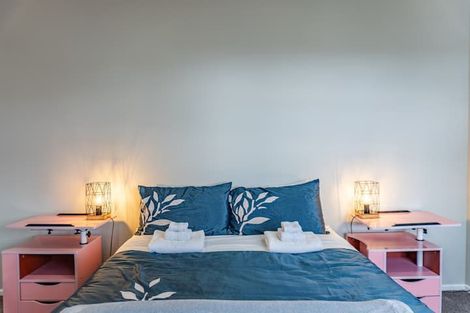 Photo of property in 94 Nicholson Road, Khandallah, Wellington, 6035