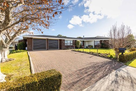 Photo of property in 151 Heta Road, Highlands Park, New Plymouth, 4312