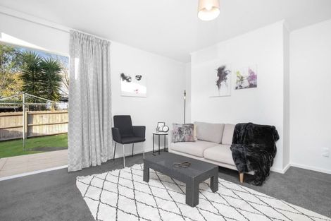 Photo of property in 54b Arimu Road, Papakura, 2110