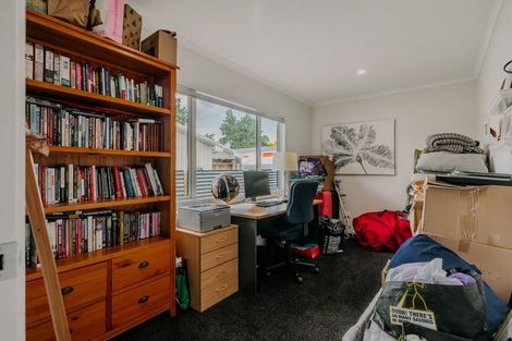 Photo of property in 35 Stillwater Place, Westbrook, Palmerston North, 4412