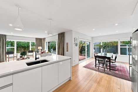 Photo of property in 14b Searells Road, Strowan, Christchurch, 8052