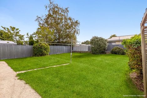 Photo of property in 32 Railway Esplanade, East Gore, Gore, 9710