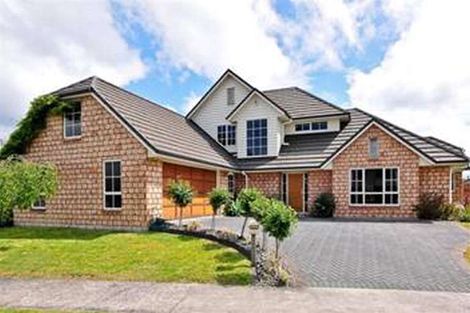 Photo of property in 8 Finchley Place, Hamilton East, Hamilton, 3216