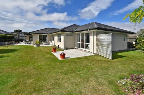 Photo of property in 44 Ti Rakau Drive, Woolston, Christchurch, 8023