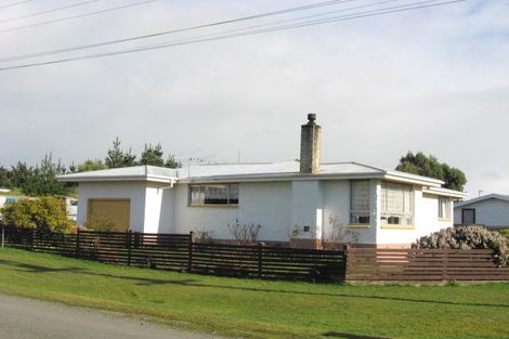 Photo of property in 2 Ruru Avenue, Otatara, Invercargill, 9879