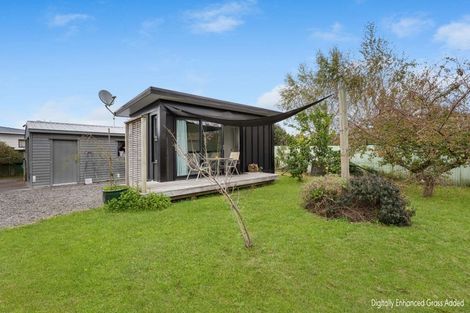 Photo of property in 22 Darlington Street, Ngatea, 3503