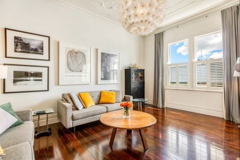 Photo of property in 44 Kiwi Road, Stanley Point, Auckland, 0624