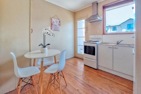 Photo of property in 4/98 Mathesons Road, Phillipstown, Christchurch, 8011