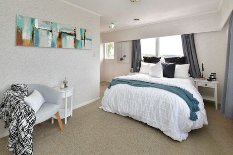 Photo of property in 64 Stanmore Bay Road, Stanmore Bay, Whangaparaoa, 0932