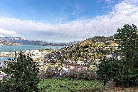 Photo of property in 7 Harmans Road, Lyttelton, 8082