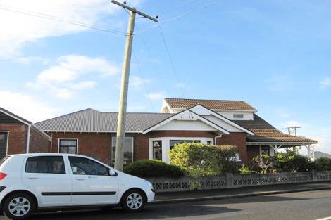 Photo of property in 2 Hargest Crescent, Saint Kilda, Dunedin, 9012