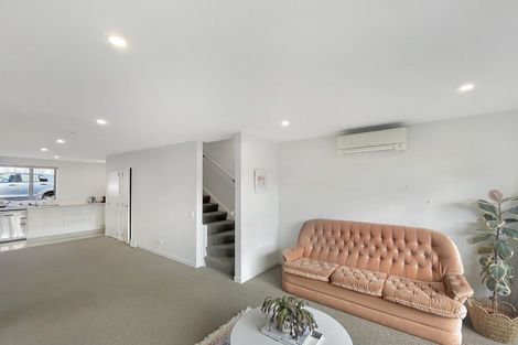 Photo of property in 7/24 Princess Terrace, Newtown, Wellington, 6021