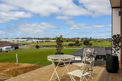 Photo of property in 3 Hinz Lane, Bell Block, New Plymouth, 4312