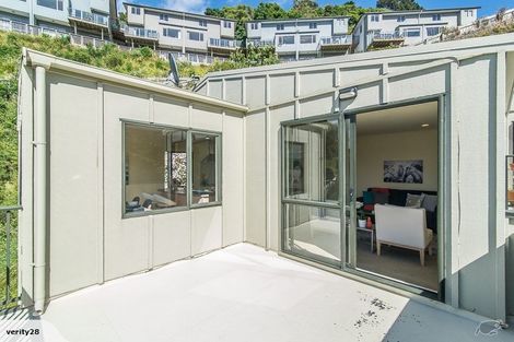 Photo of property in 3/19 Onslow Road, Khandallah, Wellington, 6035