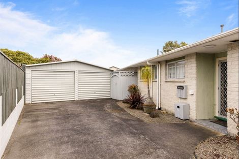 Photo of property in 10 Leon Place, Waitara, 4320