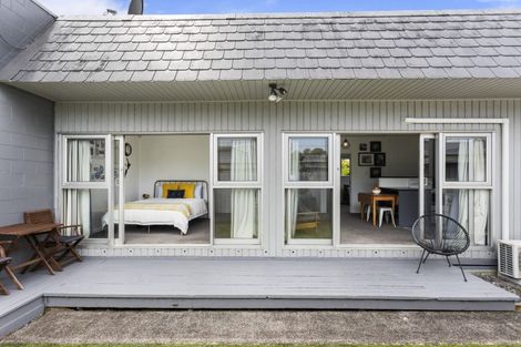 Photo of property in 1/2a Eskdale Road, Birkdale, Auckland, 0626