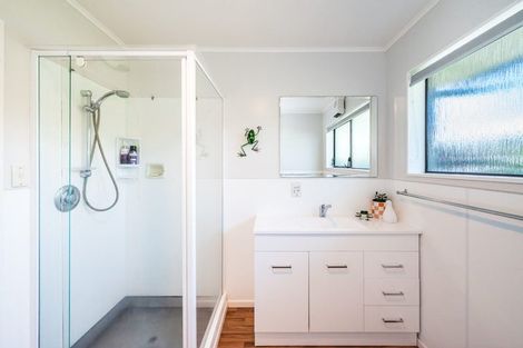 Photo of property in 10a Pohutukawa Crescent, Raumati Beach, Paraparaumu, 5032