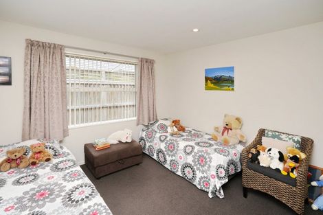 Photo of property in 32 Sovereign Boulevard, Kaiapoi, 7630