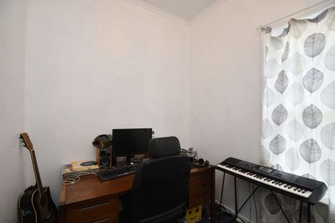 Photo of property in 107 Morton Street, Strathern, Invercargill, 9812