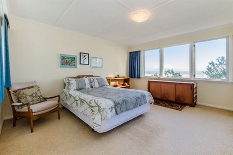 Photo of property in 129 Rosetta Road, Raumati South, Paraparaumu, 5032