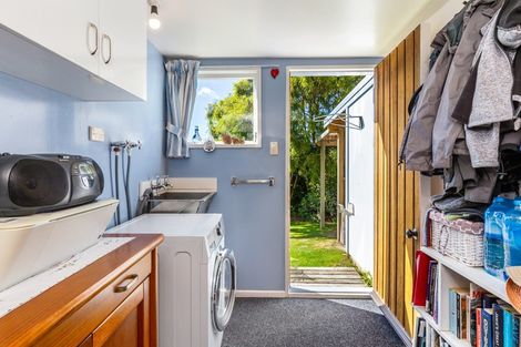 Photo of property in 16 Te Pohue Street, Omori, Turangi, 3381