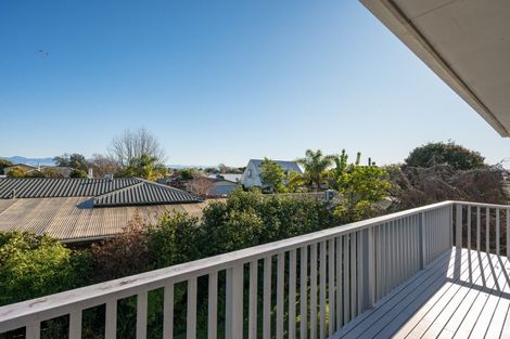 Photo of property in 2 Balmoral Place, Stoke, Nelson, 7011