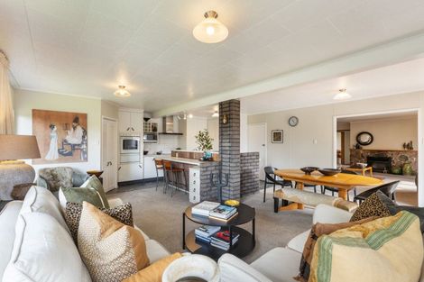 Photo of property in 1276 Egmont Road, Egmont Village, New Plymouth, 4372