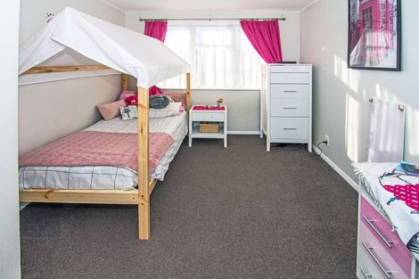 Photo of property in 25 Solway Street, Solway, Masterton, 5810