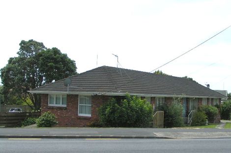 Photo of property in 3/300 Lake Road, Hauraki, Auckland, 0622