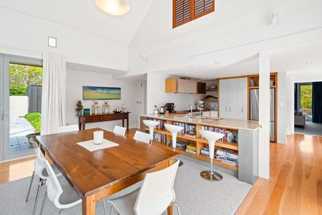 Photo of property in 97 Oxford Street, Martinborough, 5711